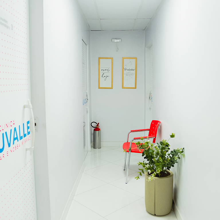 1_0000s_0001_CLINICA-16